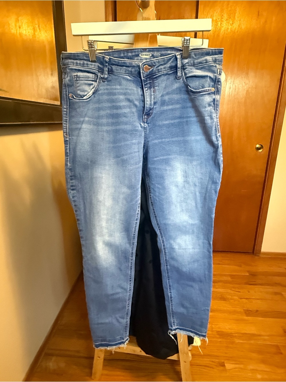 Old Navy Light Wash Skinny Jeans with Frayed Hem (Rockstar Super Skinny)
